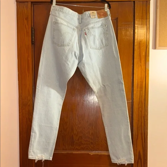 Levi's Women’s 501 Skinny Light Denim Jeans - Picture 3 of 13
